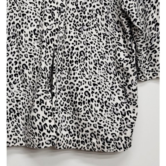 Designers Originals Black White Grey Animal Print 3/4 Sleeve Cardigan 1X - Picture 3 of 6